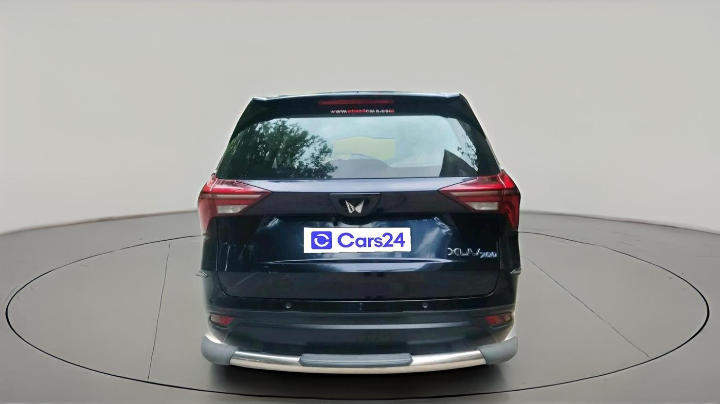 2022 Mahindra XUV700 MX P MT 5 STR, Petrol, Manual, 13,866 km, exterior
