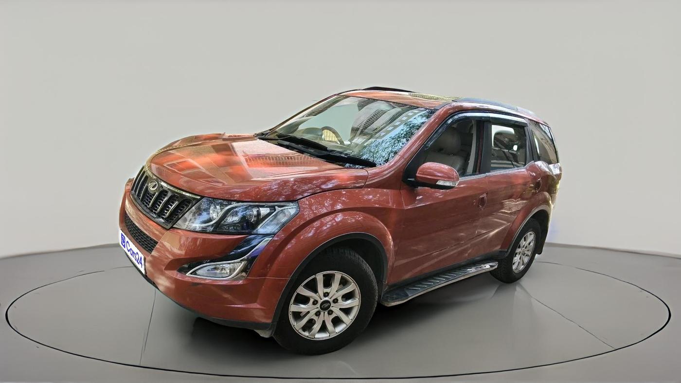 2017 Mahindra XUV500 W10 AT, Diesel, Automatic, 53,115 km, exterior