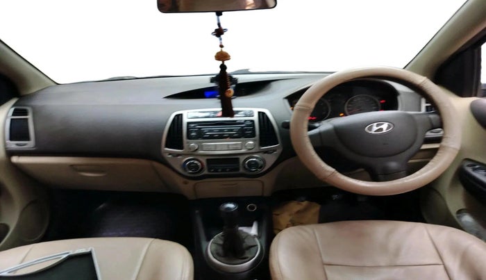 2013 Hyundai i20 MAGNA (O) 1.2, Petrol, Manual, 66,976 km, interior