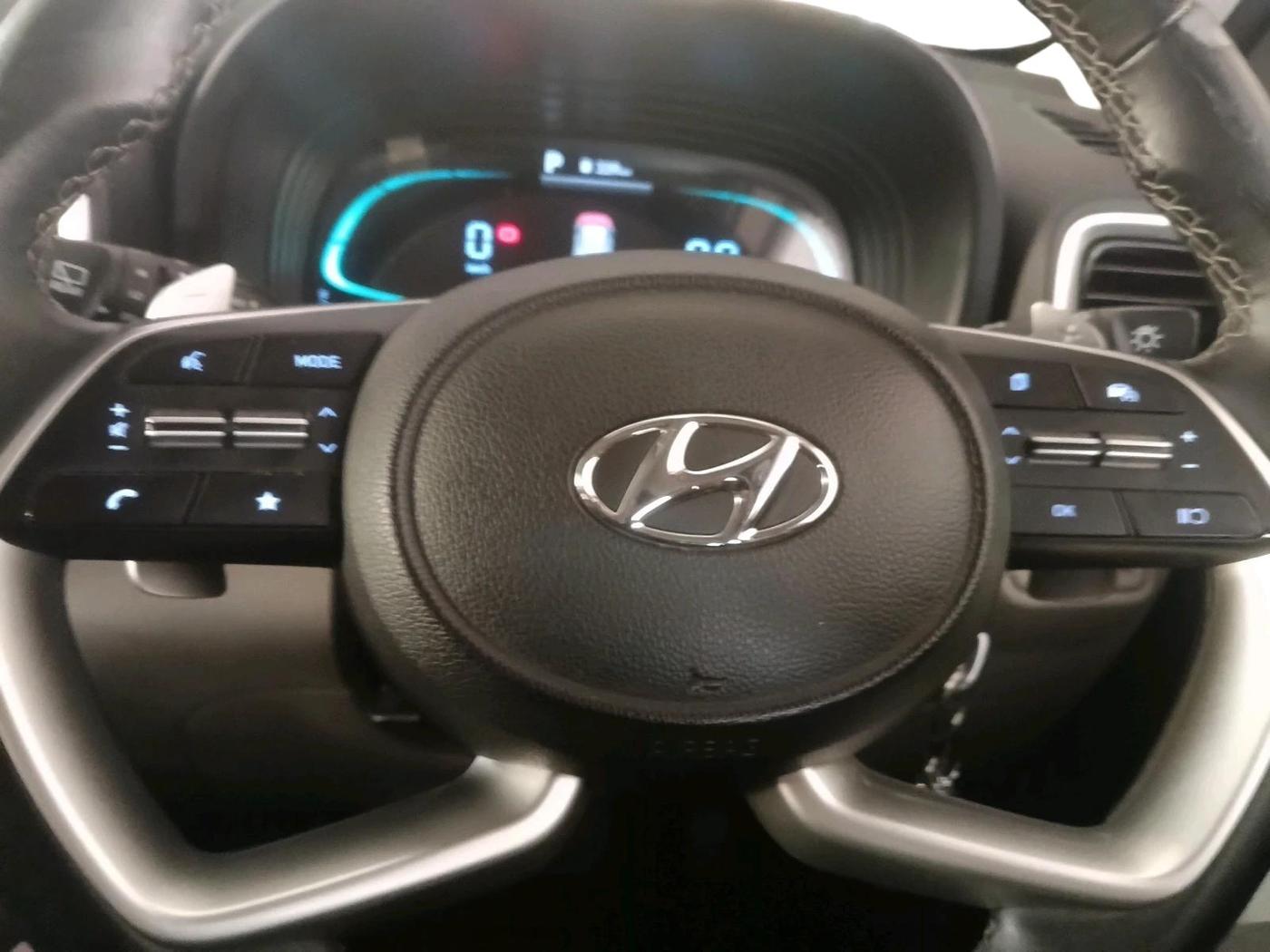 2023 Hyundai VENUE S (O) 1.0 Turbo Petrol DCT, Petrol, Automatic, 13,258 km, interior