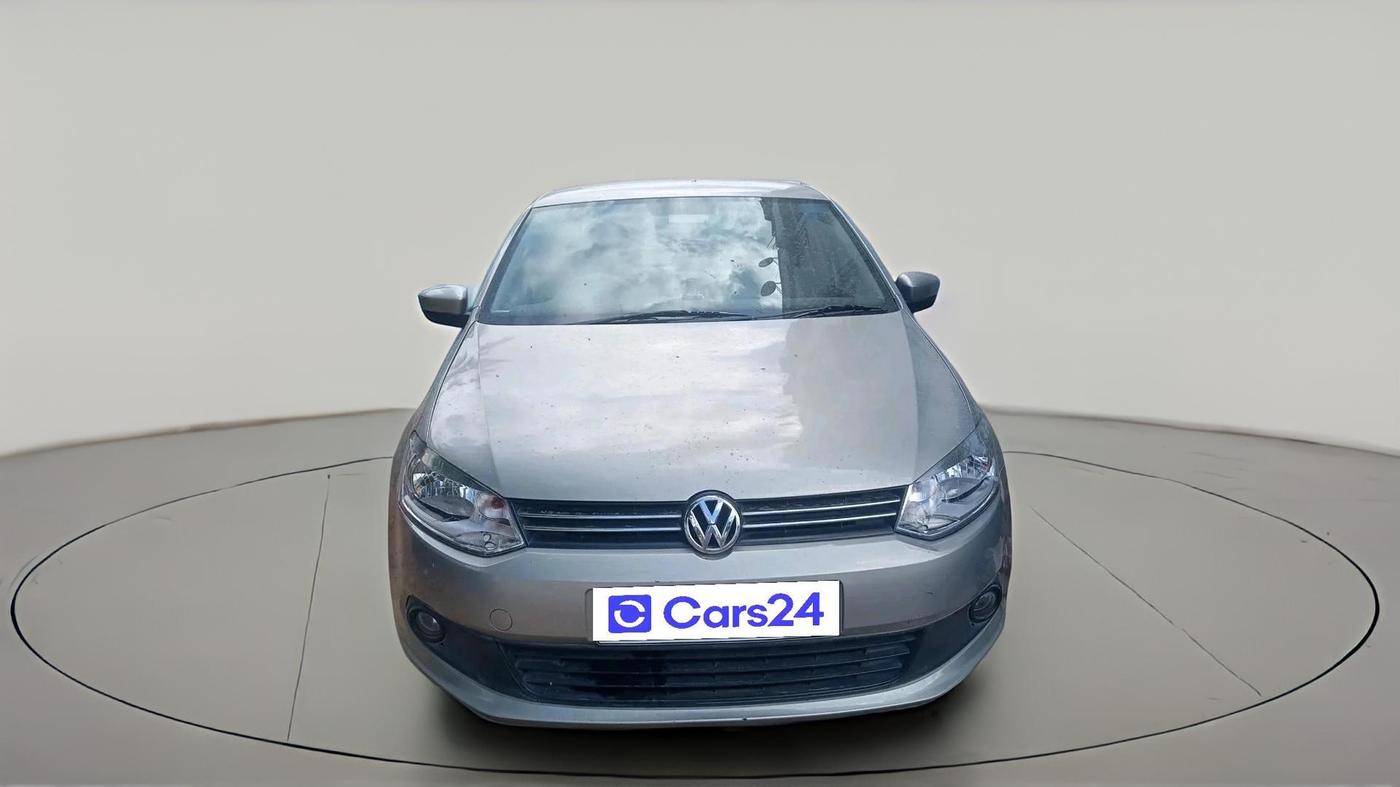 2013 Volkswagen Vento COMFORTLINE 1.6, Petrol, Manual, 1,01,658 km, exterior