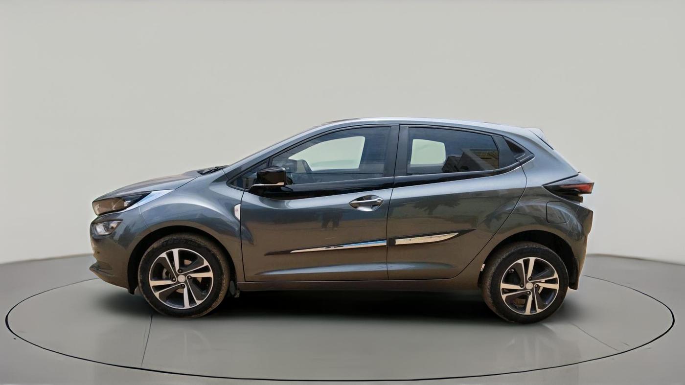 2023 Tata ALTROZ  XZ PLUS (S) , Diesel, Manual, 55,000 km, exterior