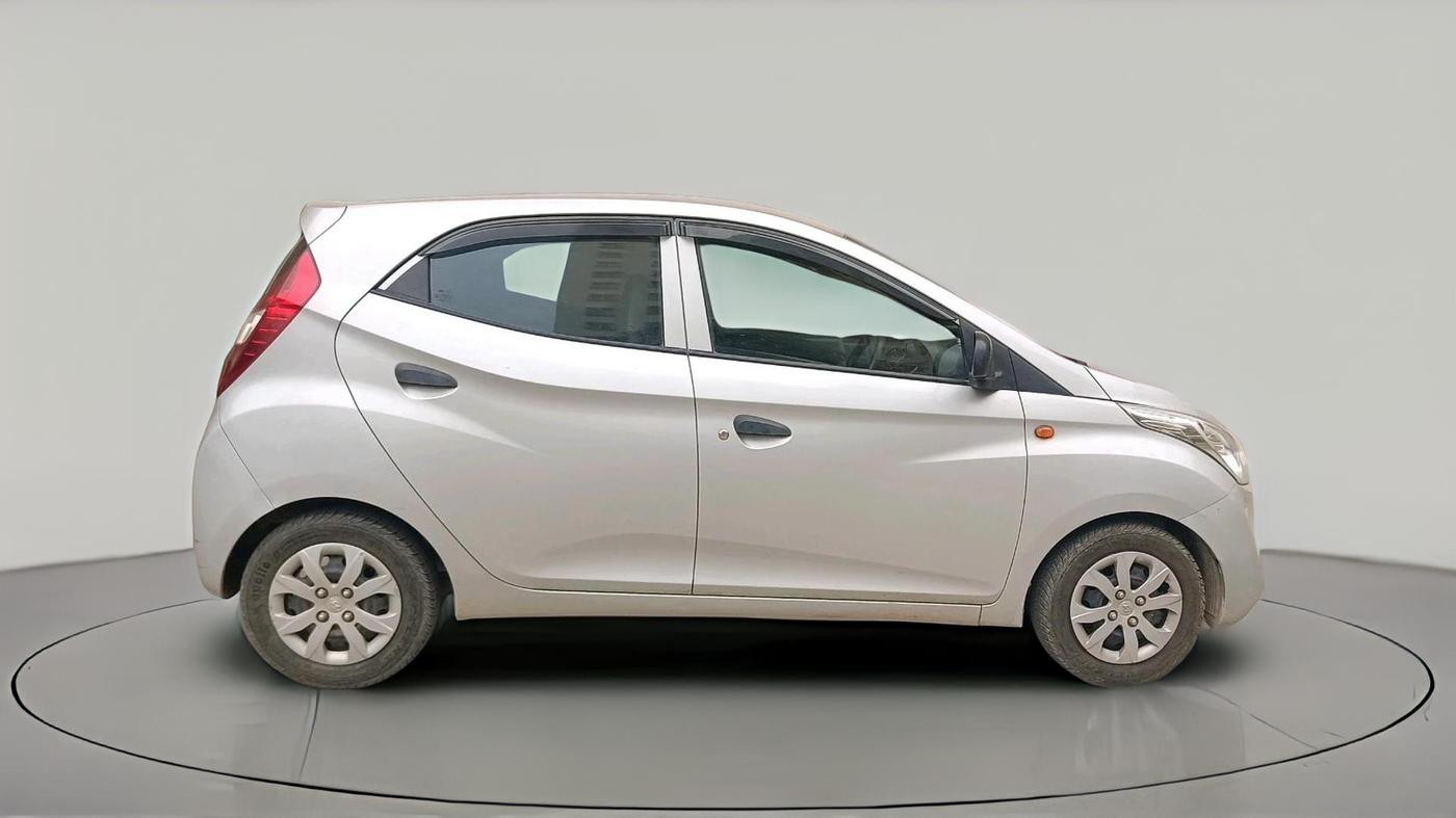 2015 Hyundai Eon MAGNA +, Petrol, Manual, 18,389 km, exterior