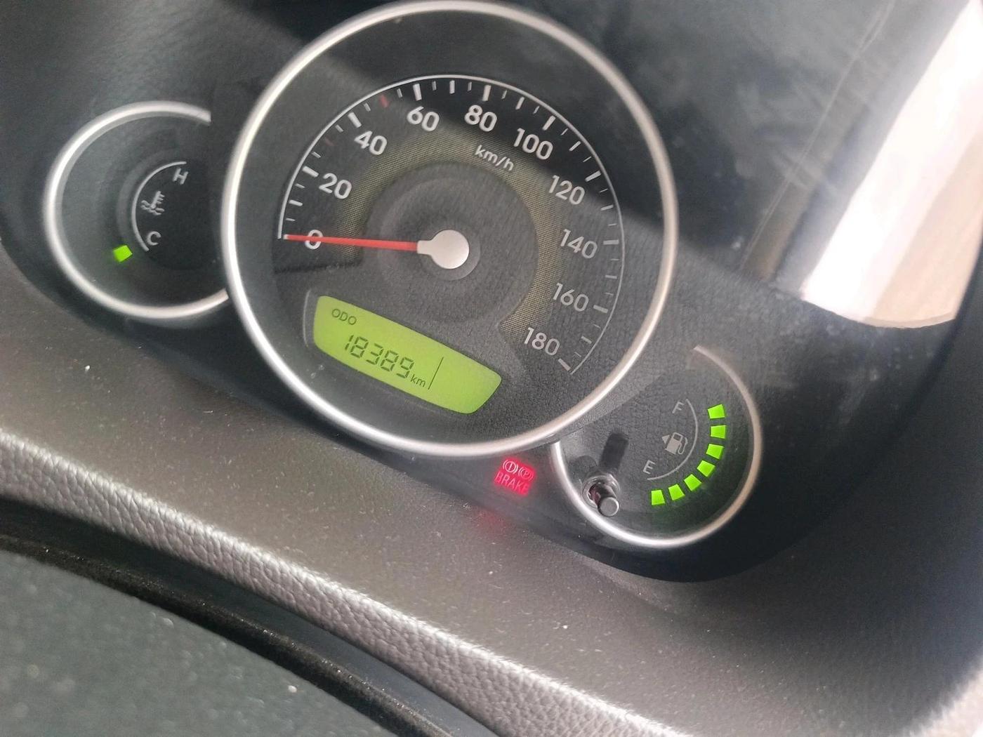 2015 Hyundai Eon MAGNA +, Petrol, Manual, 18,389 km, interior