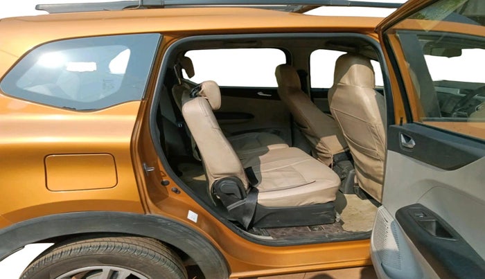 2023 Renault TRIBER RXZ, Petrol, Manual, 75,072 km, interior