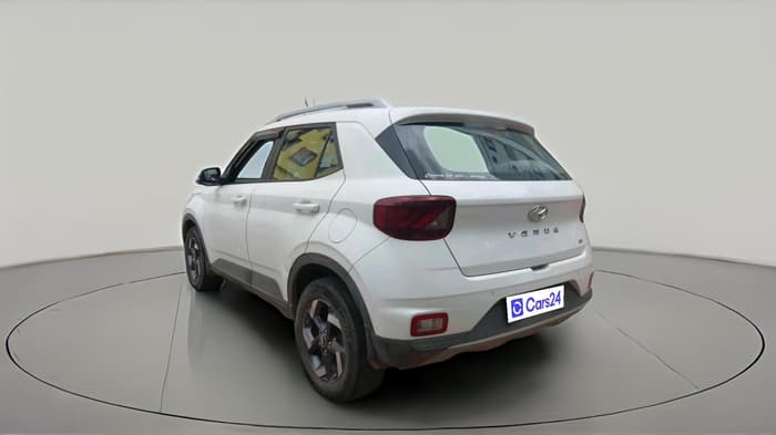 2021 Hyundai VENUE SX 1.5 CRDI, Diesel, Manual, 61,979 km, exterior