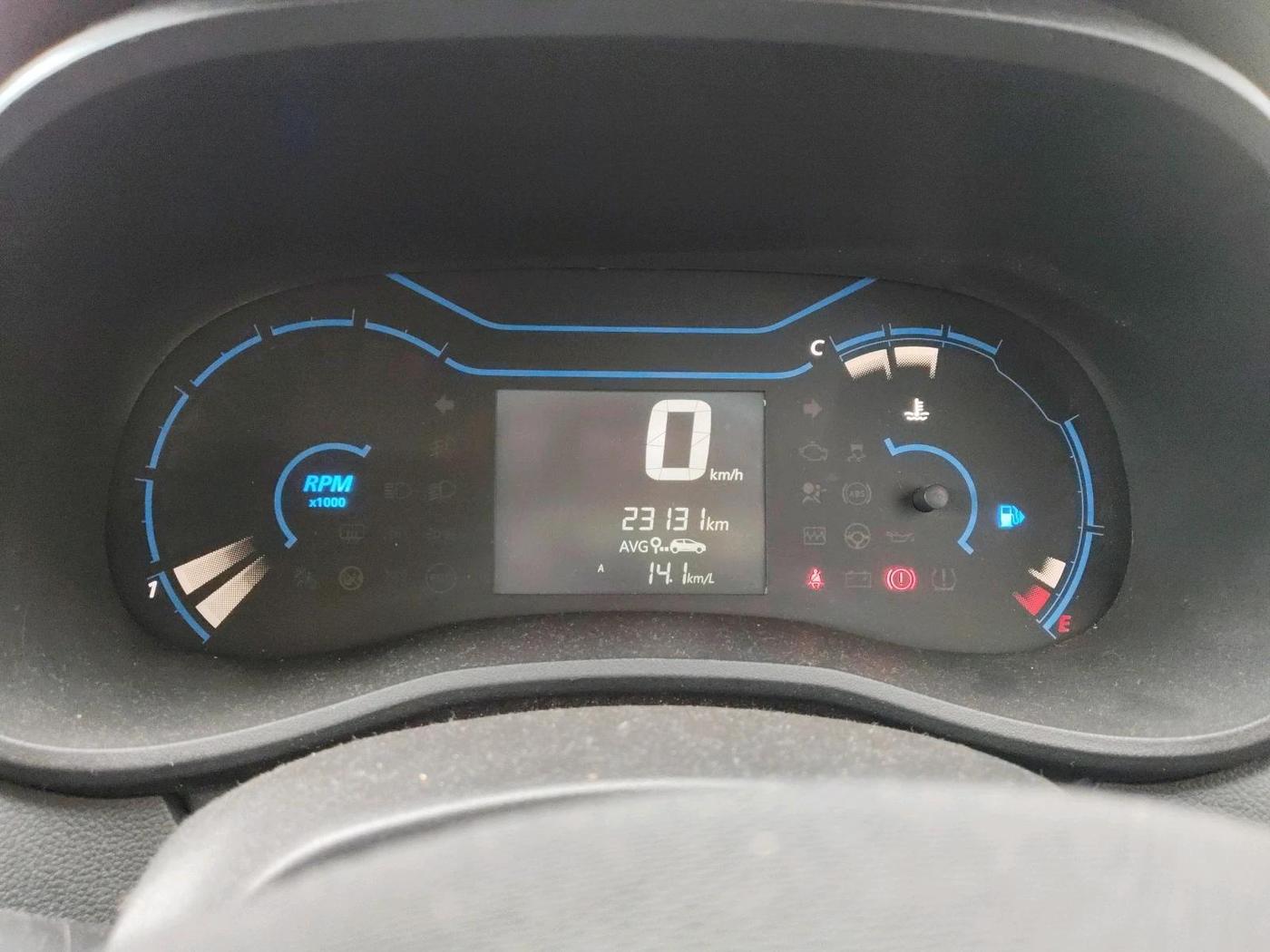 2022 Renault Kwid RXT 1.0, Petrol, Manual, 23,131 km, interior