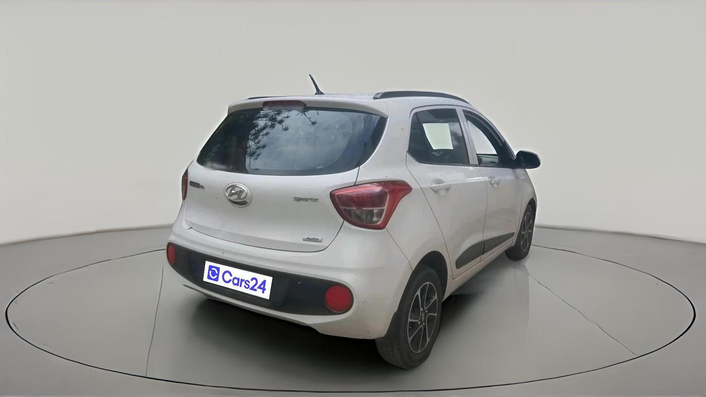 2017 Hyundai Grand i10 SPORTZ (O) AT 1.2 KAPPA VTVT, Petrol, Automatic, 75,716 km, exterior