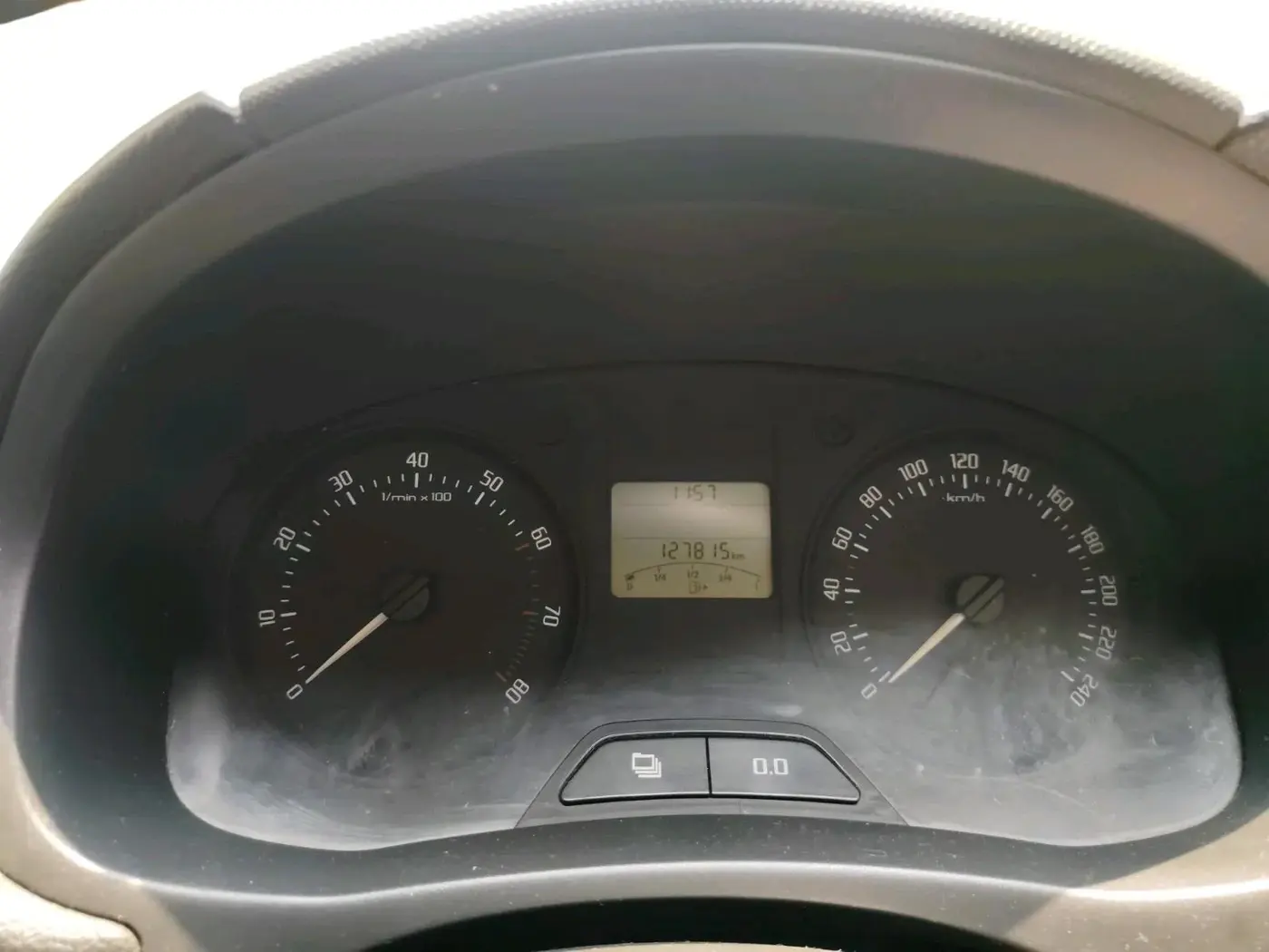 2011 Skoda Fabia AMBIENTE 1.2 MPI, Petrol, Manual, 1,27,815 km, interior