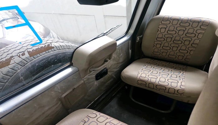 2020 Mahindra Bolero B6 (O), Diesel, Manual, 94,928 km, interior