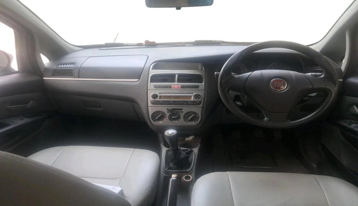 2011 Fiat Grand Punto DYNAMIC 1.3, Diesel, Manual, 2,08,710 km, interior