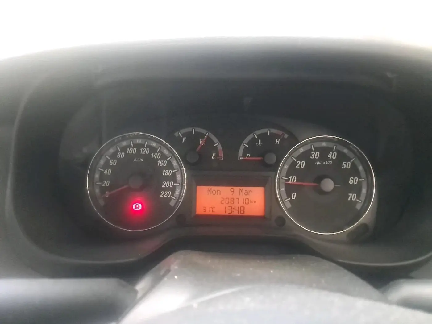 2011 Fiat Grand Punto DYNAMIC 1.3, Diesel, Manual, 2,08,710 km, interior