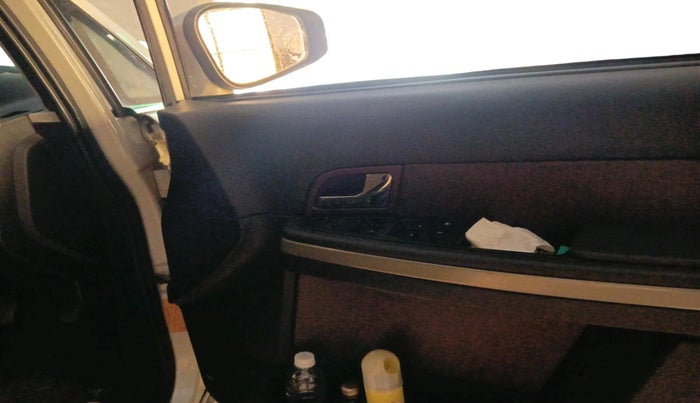 2013 Tata Aria PRIDE 4X4, Diesel, Manual, 1,34,798 km, interior