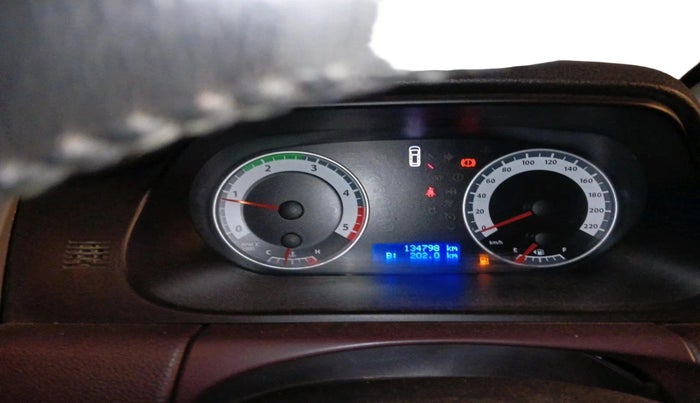 2013 Tata Aria PRIDE 4X4, Diesel, Manual, 1,34,798 km, interior