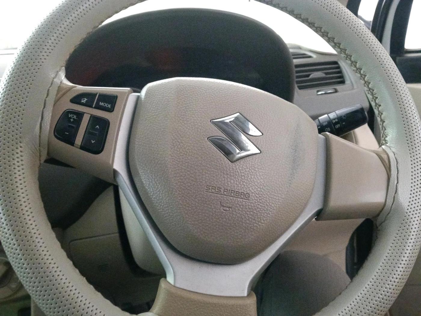2012 Maruti Ertiga ZDI, Diesel, Manual, 1,49,305 km, interior