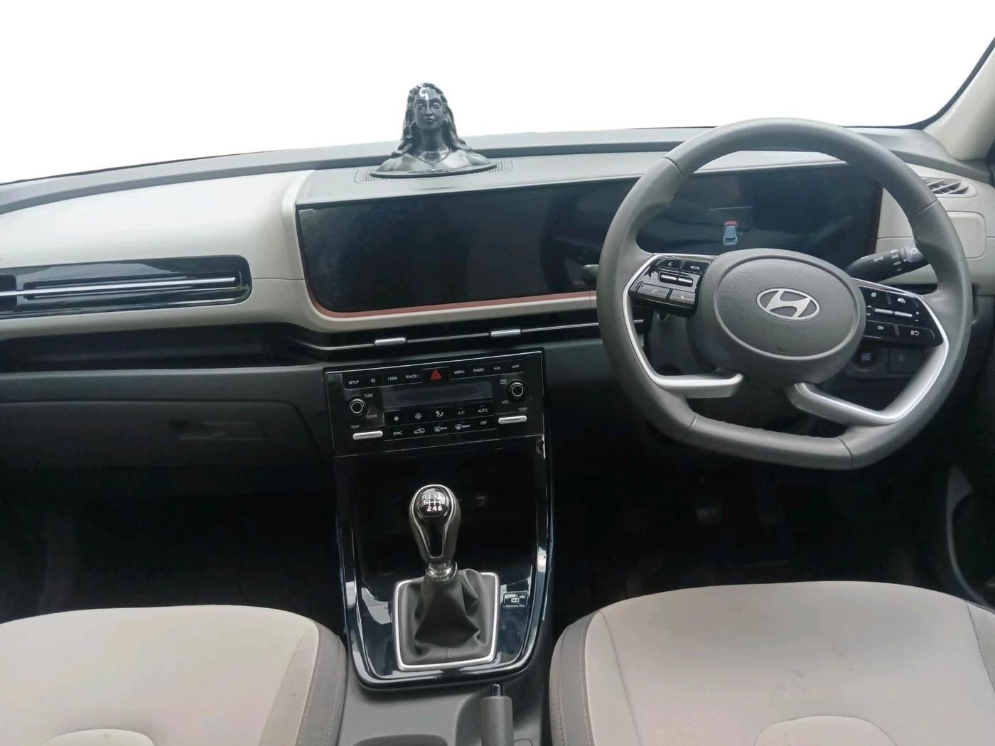 2024 Hyundai Creta SX 1.5 PETROL, Petrol, Manual, 13,779 km, interior