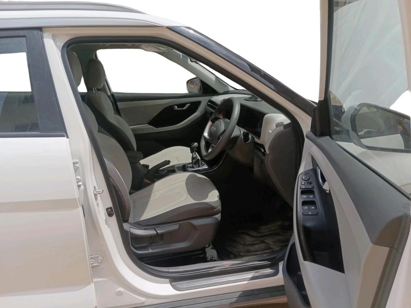 2024 Hyundai Creta SX 1.5 PETROL, Petrol, Manual, 13,779 km, interior