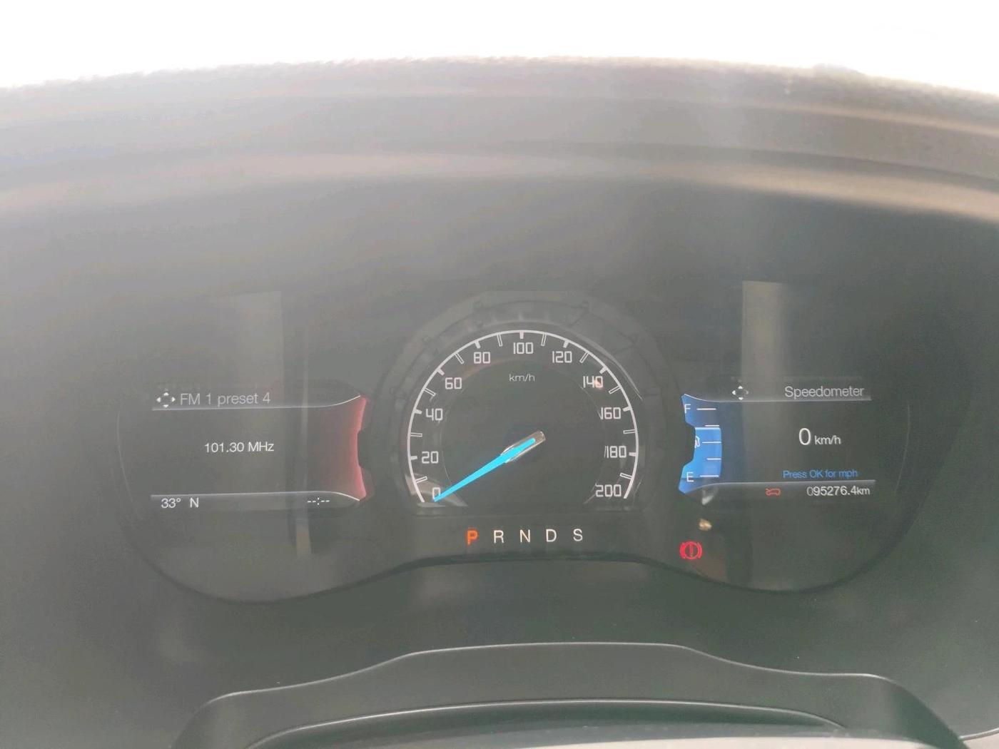2016 Ford Endeavour TREND 2.2 4X2 AT, Diesel, Automatic, 95,276 km, interior