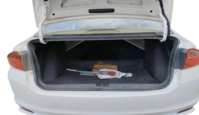 2015 Honda City 1.5L I-DTEC VX, Diesel, Manual, 93,778 km, exterior