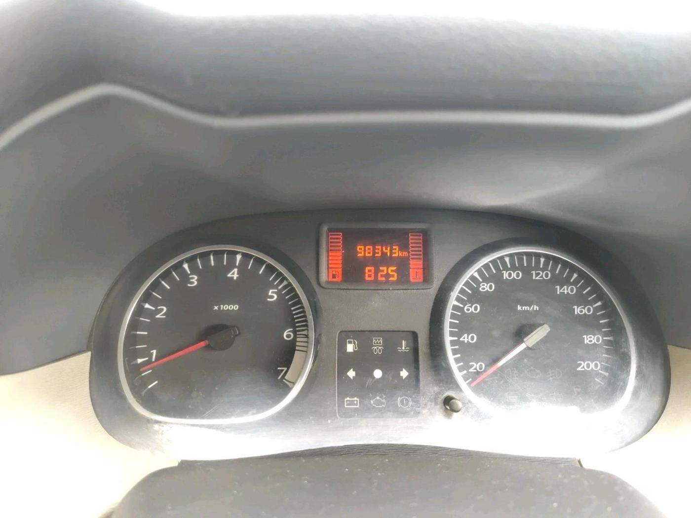 2013 Renault Duster 110 PS RXZ DIESEL, Diesel, Manual, 98,343 km, interior