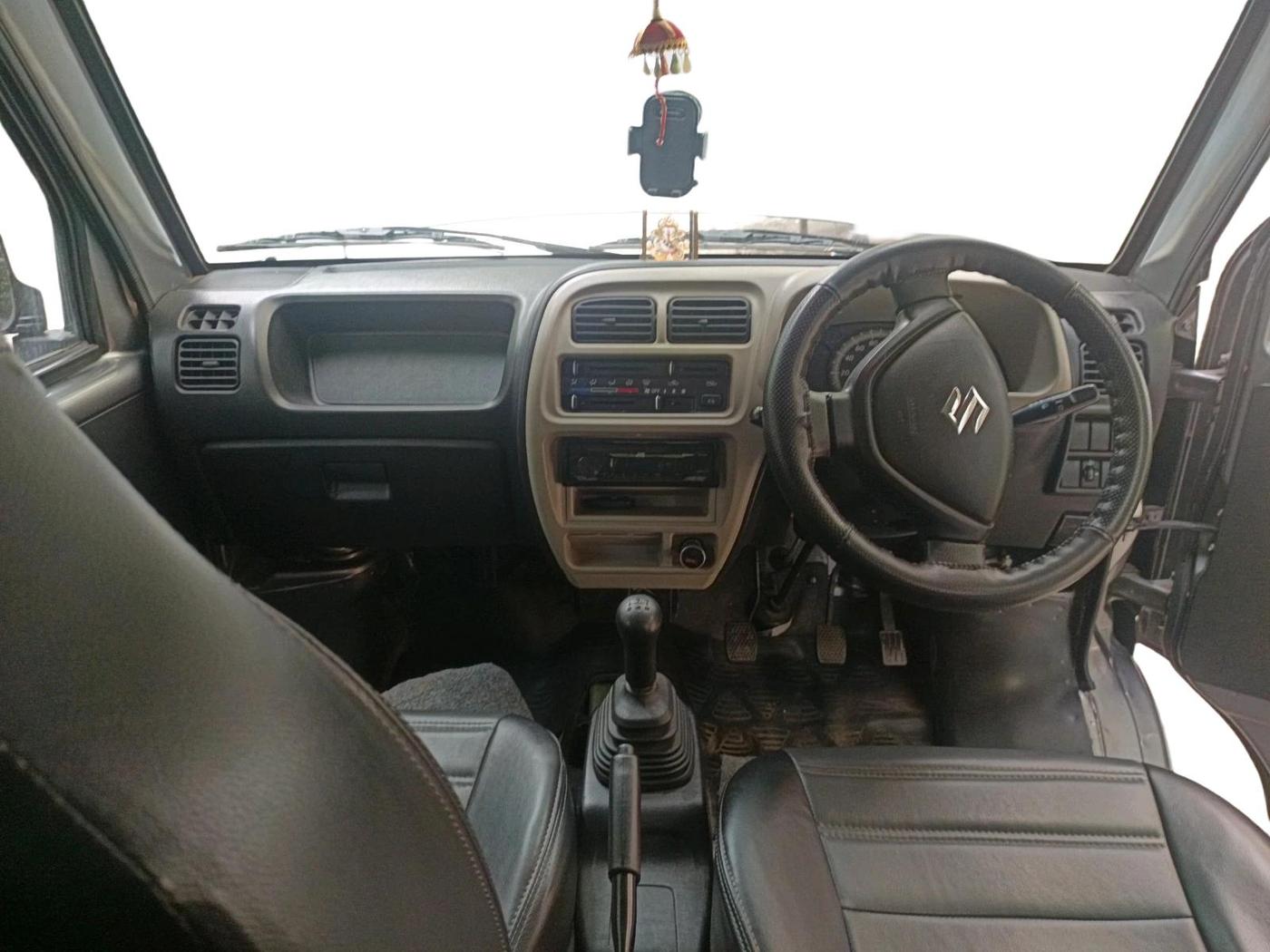 2021 Maruti Eeco 5 STR WITH A/C+HTR, Petrol, Manual, 30,019 km, interior