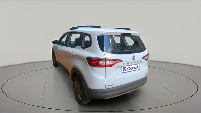 2022 Renault TRIBER RXZ AMT, Petrol, Automatic, 28,140 km, exterior