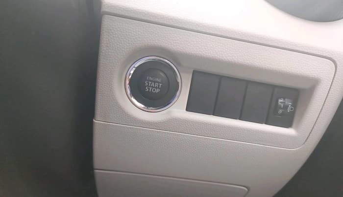 2022 Maruti IGNIS ZETA 1.2, Petrol, Manual, 13,371 km, interior