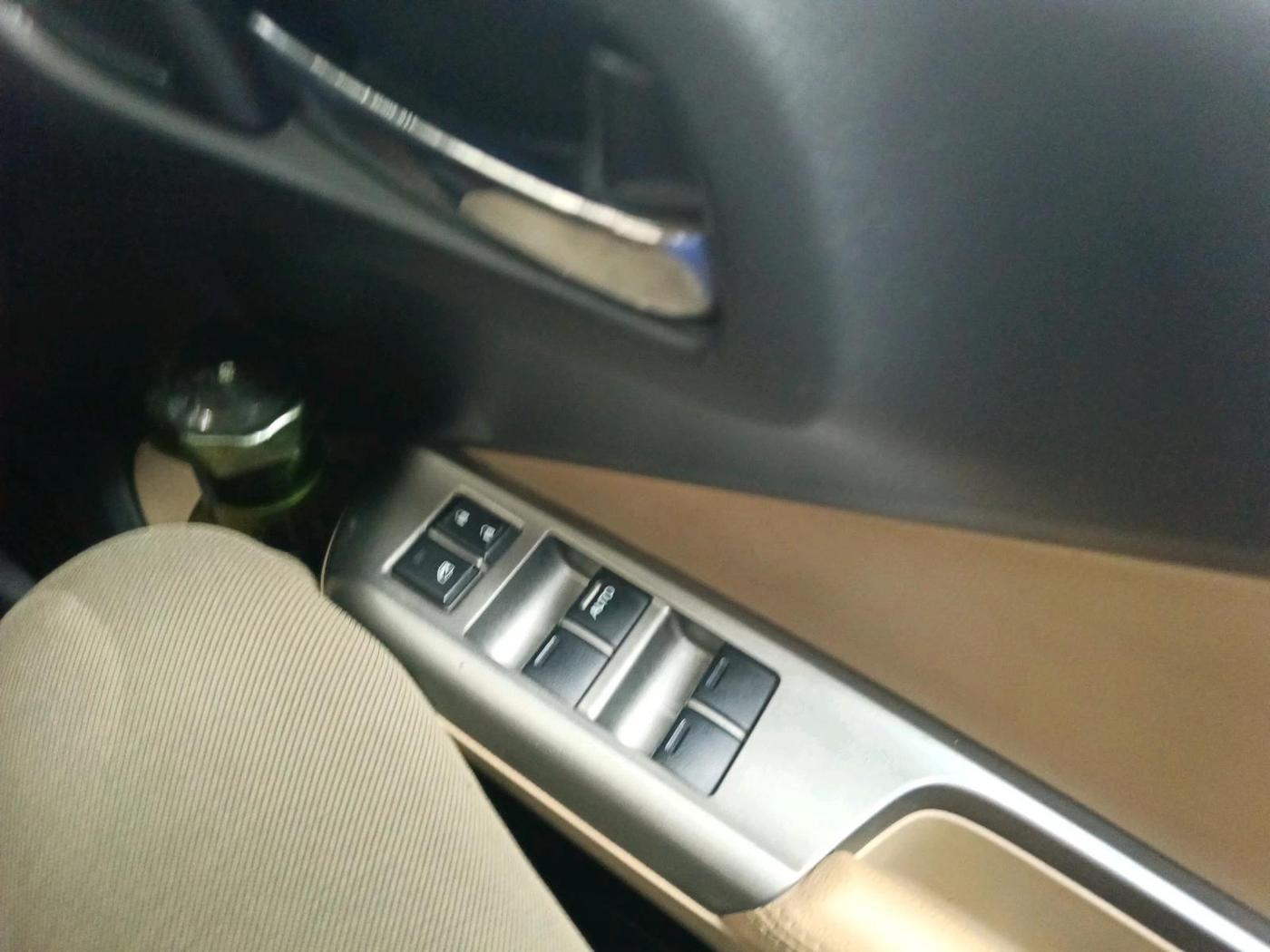 2015 Honda City 1.5L I-VTEC VX, Petrol, Manual, 1,05,821 km, interior
