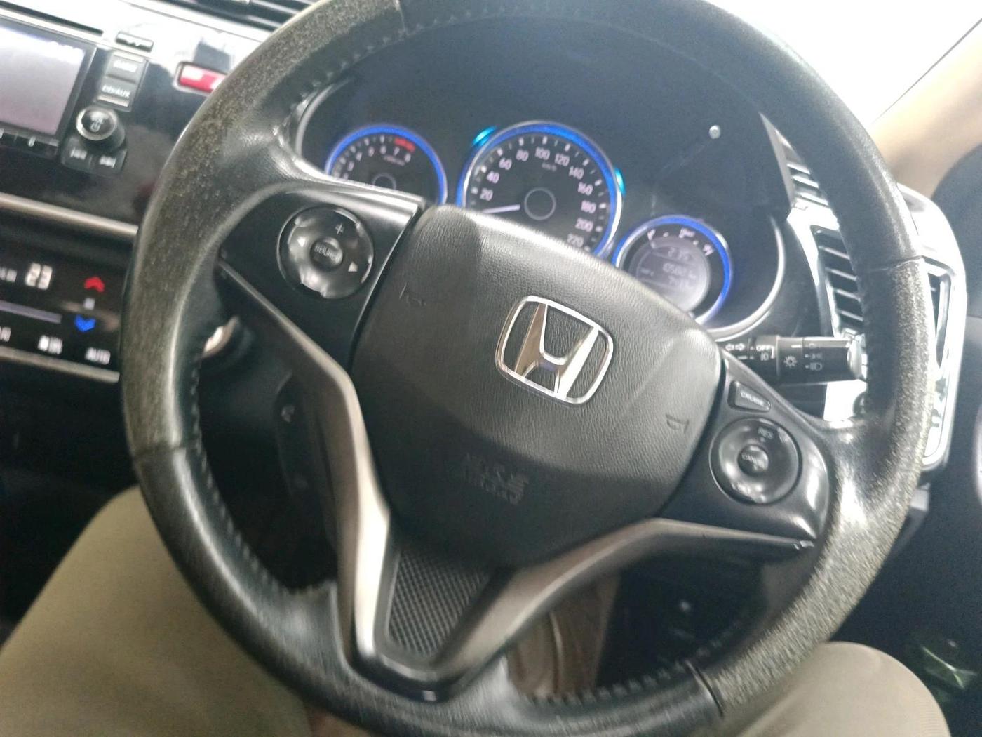 2015 Honda City 1.5L I-VTEC VX, Petrol, Manual, 1,05,821 km, interior