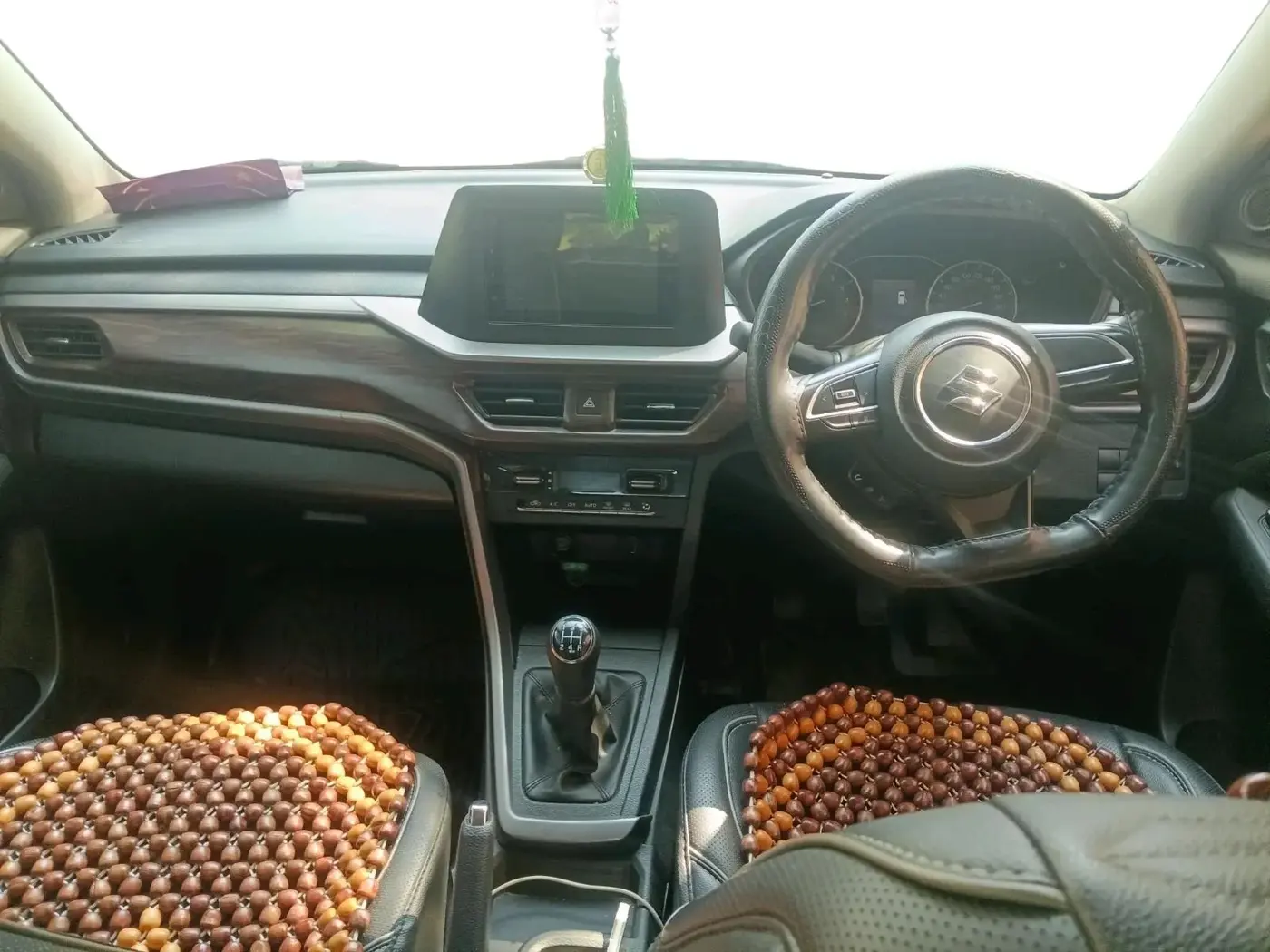 2024 Maruti BREZZA VXI, Petrol, Manual, 12,554 km, interior