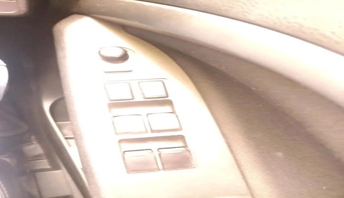 2024 Maruti BREZZA VXI, Petrol, Manual, 12,554 km, interior