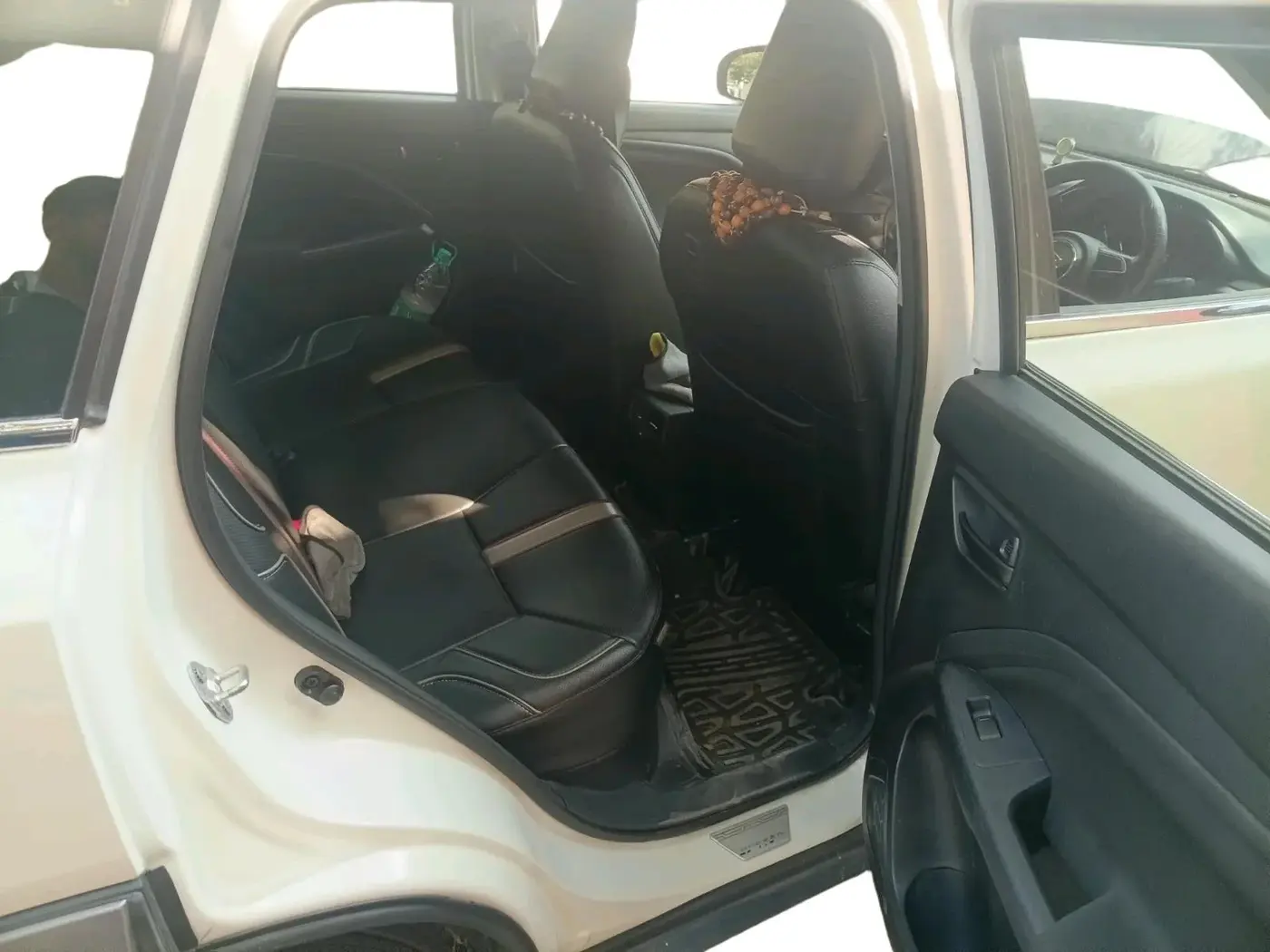 2024 Maruti BREZZA VXI, Petrol, Manual, 12,554 km, interior