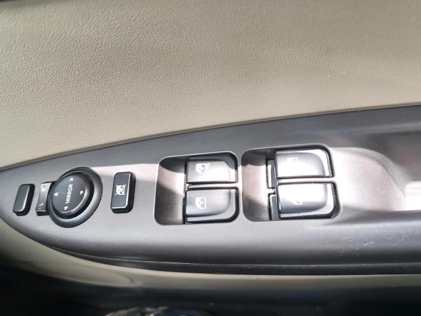 2014 Hyundai i20 SPORTZ 1.2, Petrol, Manual, 52,089 km, interior