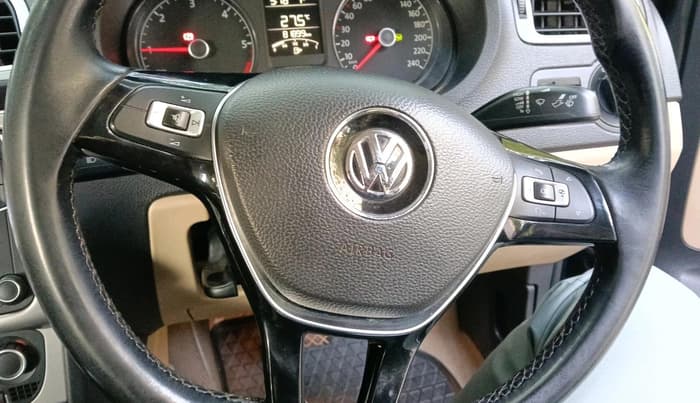 2017 Volkswagen Ameo HIGHLINE PLUS 1.5L AT 16 ALLOY, Diesel, Automatic, 81,889 km, interior