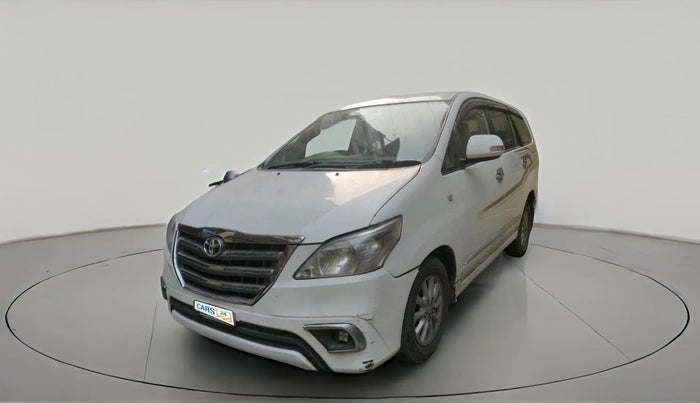 2014 Toyota Innova 2.5 VX 8 STR, Diesel, Manual, 92,168 km, exterior