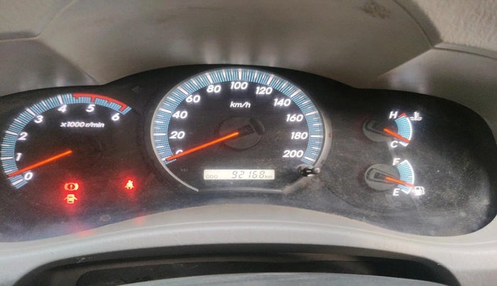 2014 Toyota Innova 2.5 VX 8 STR, Diesel, Manual, 92,168 km, interior