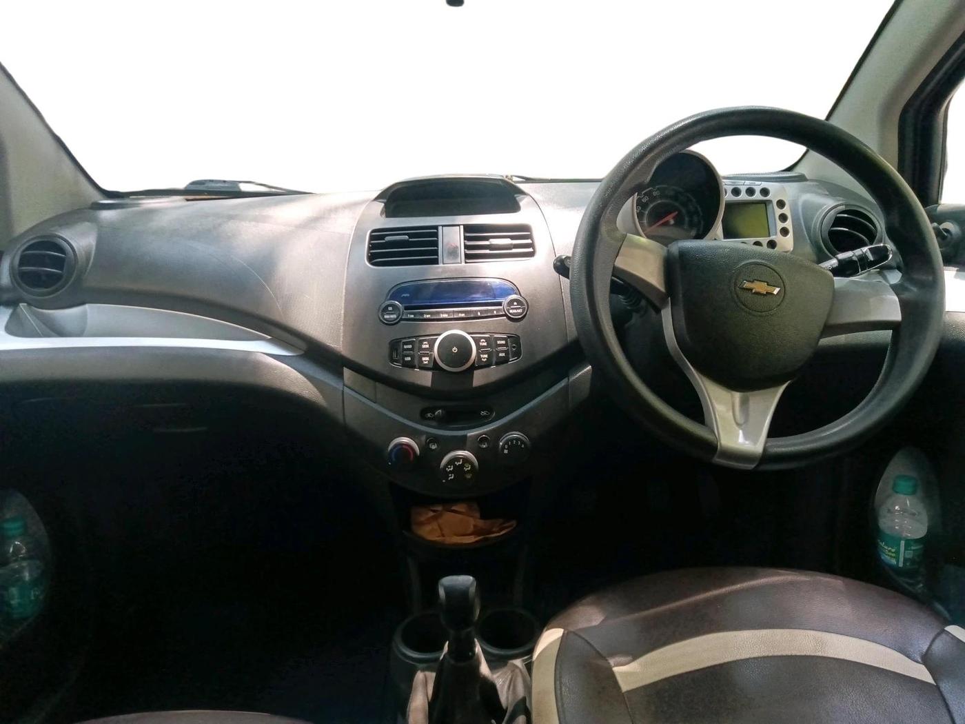 2013 Chevrolet Beat LT PETROL, Petrol, Manual, 1,32,690 km, interior