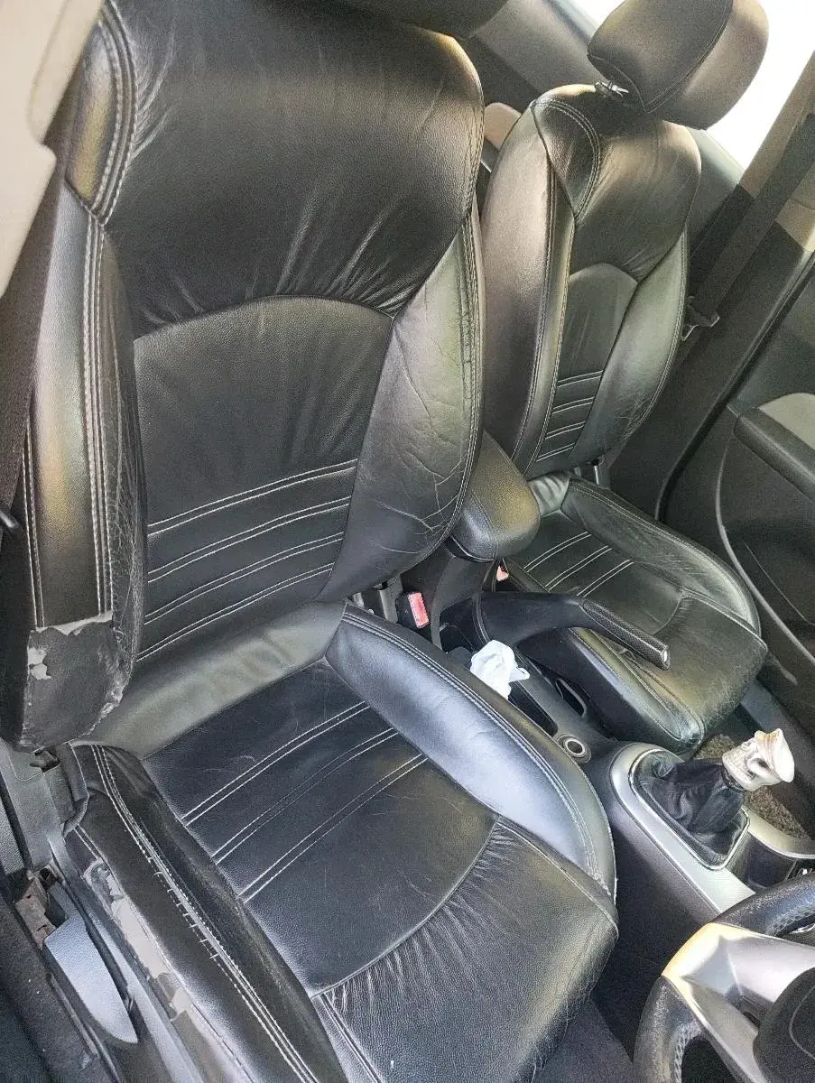 2011 Chevrolet Cruze LTZ, Diesel, Manual, 76,817 km, interior