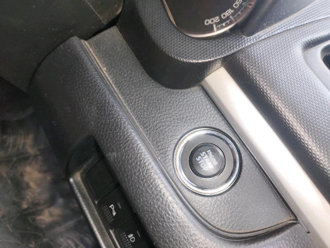 2015 Maruti Swift ZXI, Petrol, Manual, 78,817 km, interior