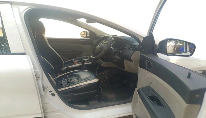 2019 Renault TRIBER RXL MT, Petrol, Manual, 1,06,450 km, interior