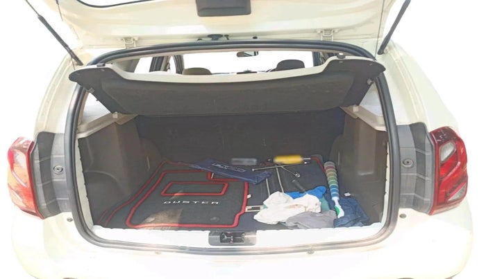 2019 Renault Duster RXS PETROL, Petrol, Manual, 49,878 km, exterior