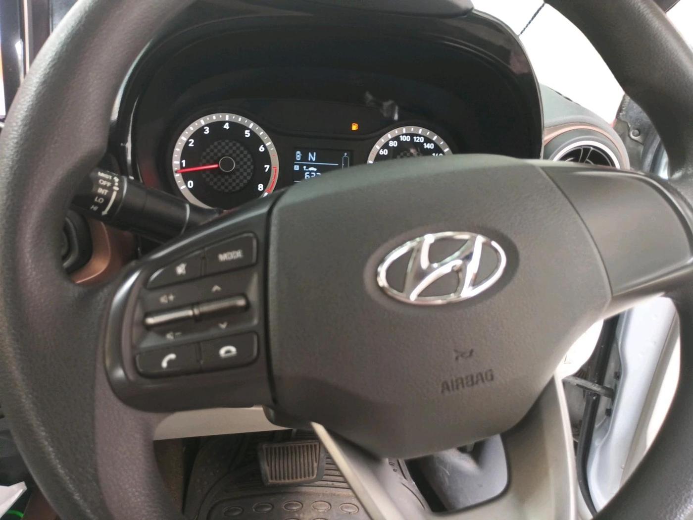 2020 Hyundai AURA S 1.2 AMT, CNG, Automatic, 30,567 km, interior