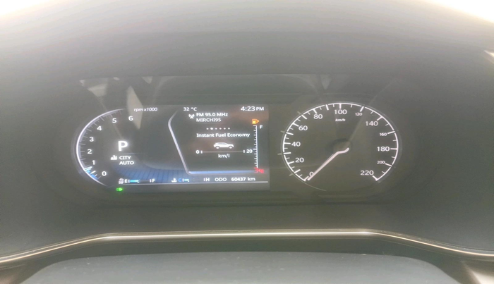2020 Tata Harrier XZA PLUS 2.0L, Diesel, Automatic, 60,437 km, interior