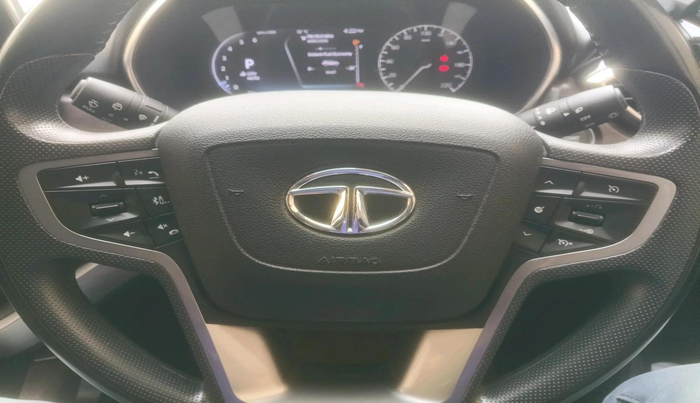 2020 Tata Harrier XZA PLUS 2.0L, Diesel, Automatic, 60,437 km, interior