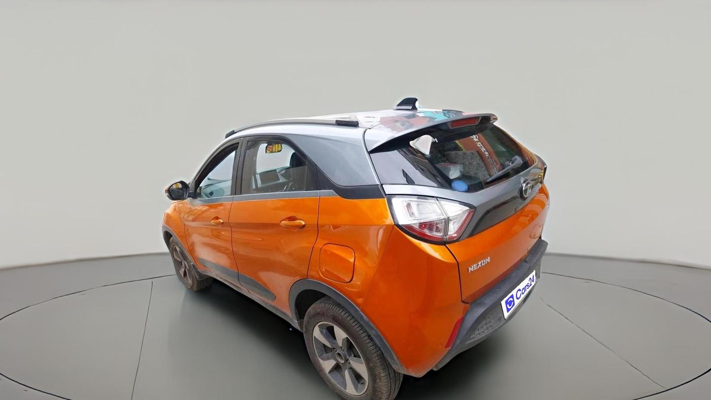 2018 Tata NEXON XZA PLUS DIESEL DUAL TONE, Diesel, Automatic, 91,464 km, exterior