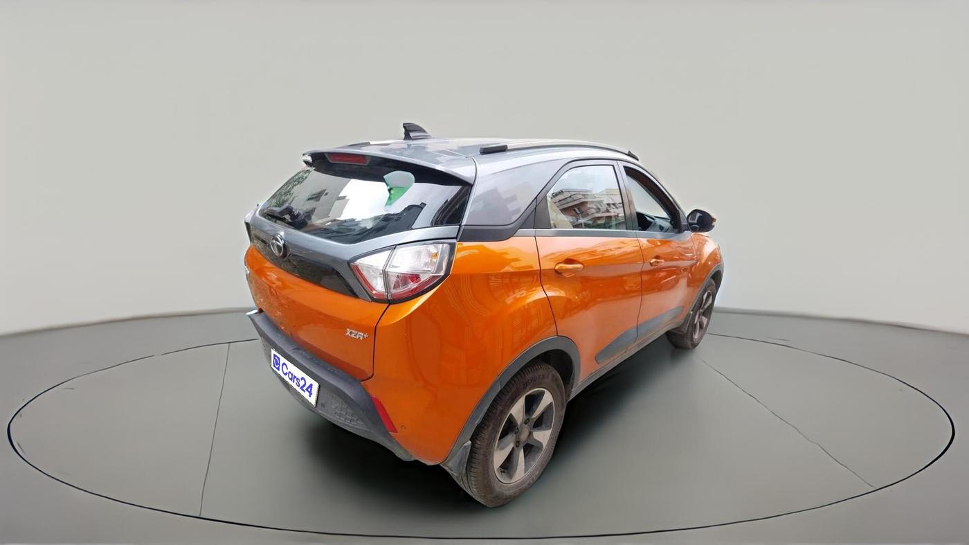 2018 Tata NEXON XZA PLUS DIESEL DUAL TONE, Diesel, Automatic, 91,464 km, exterior