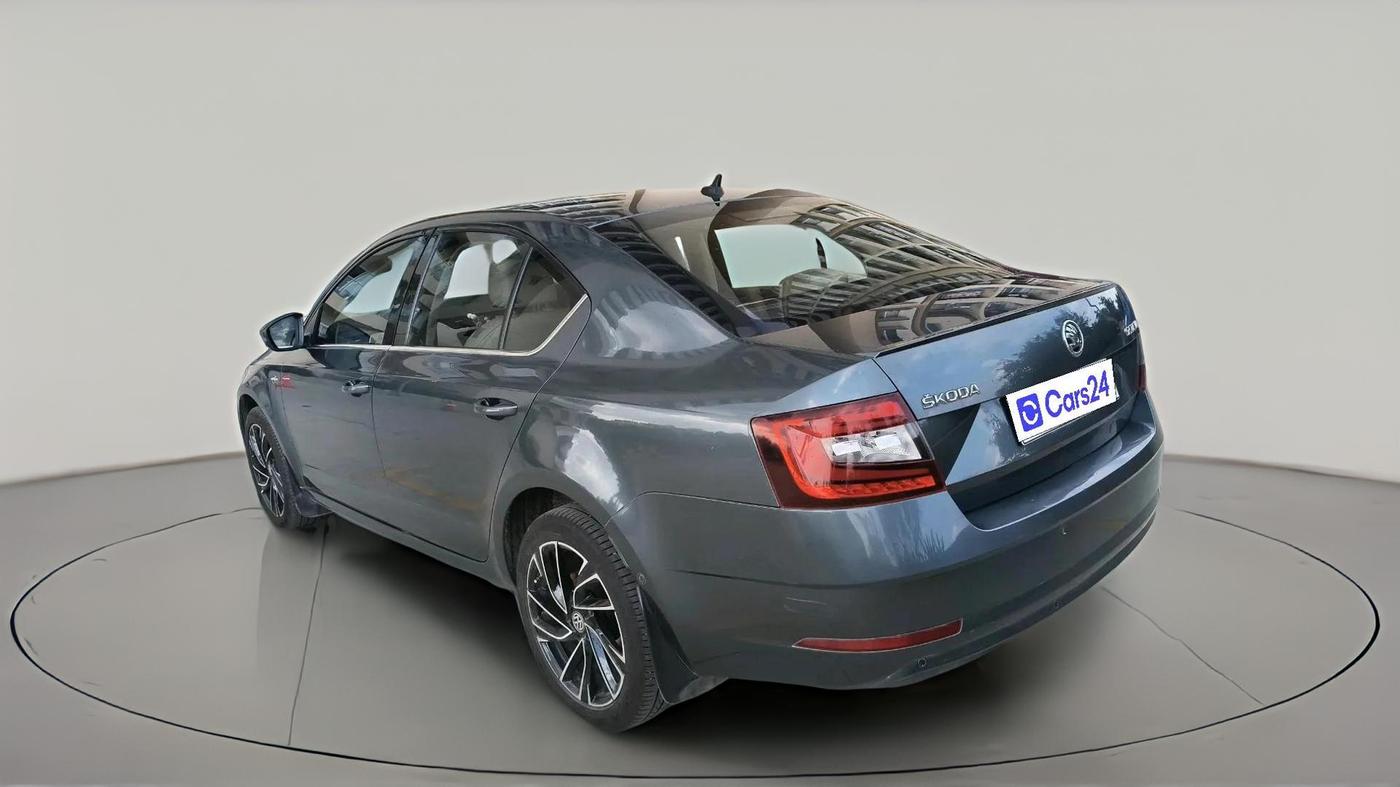 2019 Skoda Octavia L&K 1.8 TSI AT, Petrol, Automatic, 1,22,755 km, exterior
