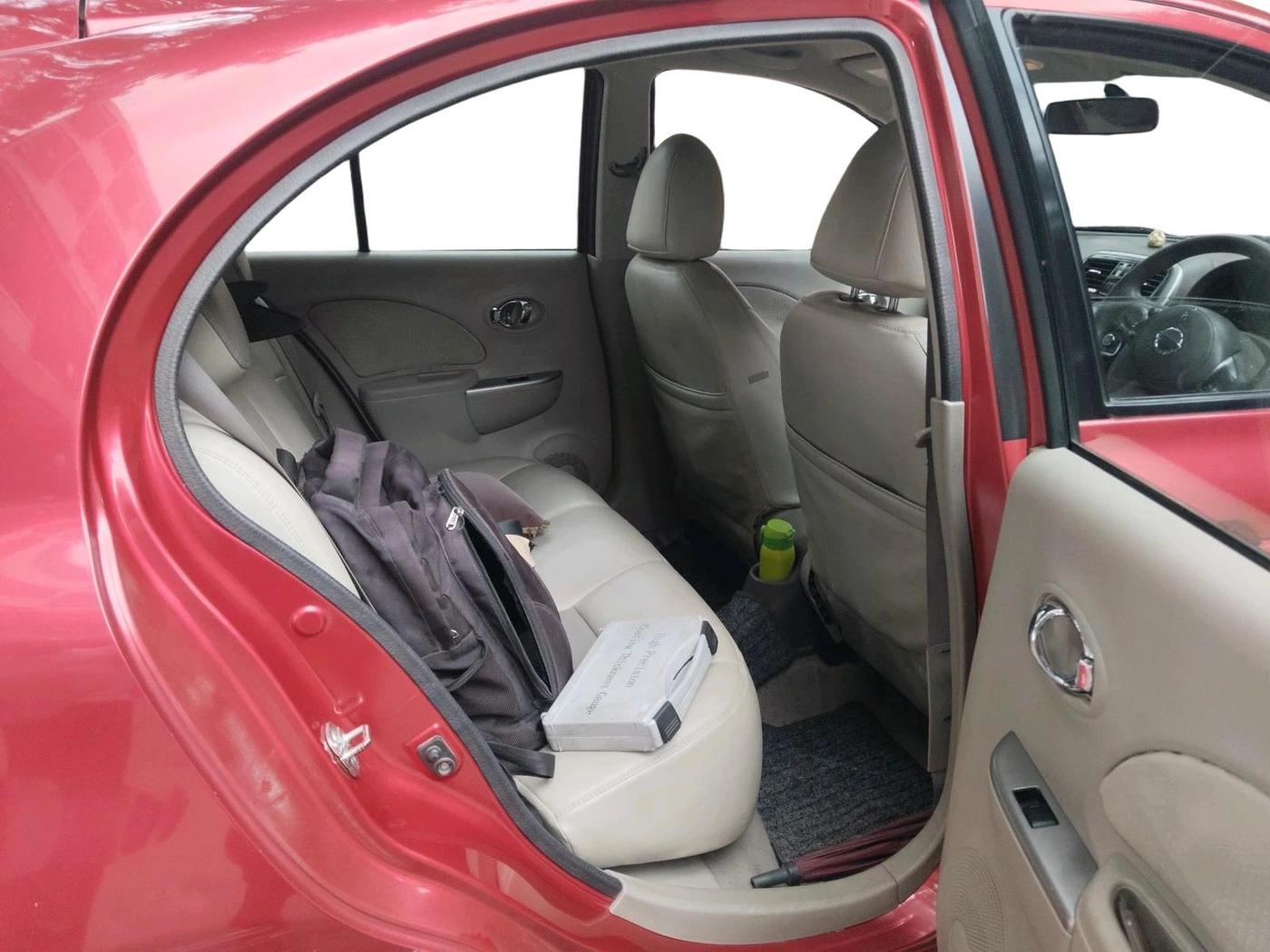 2014 Nissan Micra XV CVT, Petrol, Automatic, 64,857 km, interior