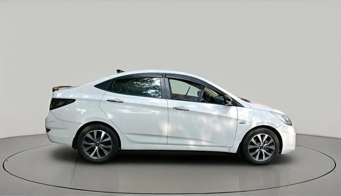 2014 Hyundai Verna FLUIDIC 1.6 CRDI SX OPT, Diesel, Manual, 1,04,141 km, exterior