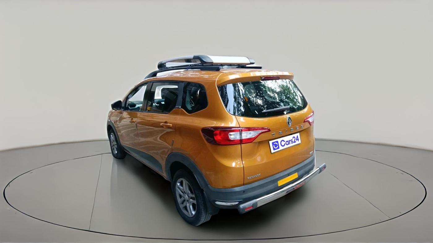 2020 Renault TRIBER RXZ, Petrol, Manual, 30,591 km, exterior